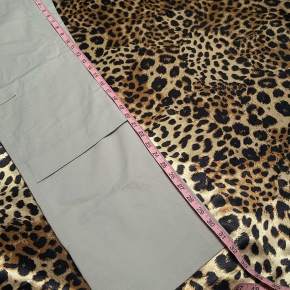 H&M Visual Merchandiser Work Pants - Picture 5 of 6